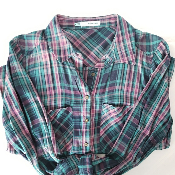 Maurices Tops - 🍋 Maurices Plaid Zipper Side Button Down